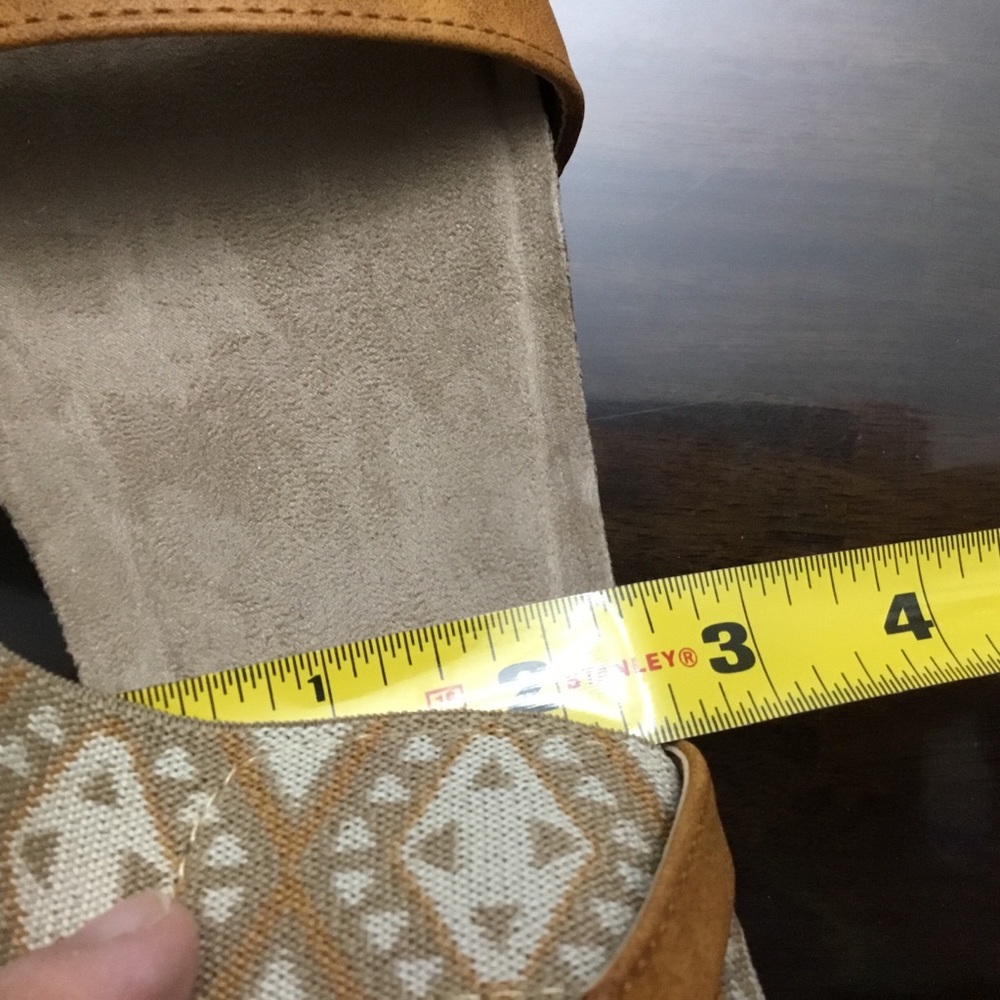 **FINAL SALE**Laura Strappy Platform Wedge Sandal - Picture 5 of 7